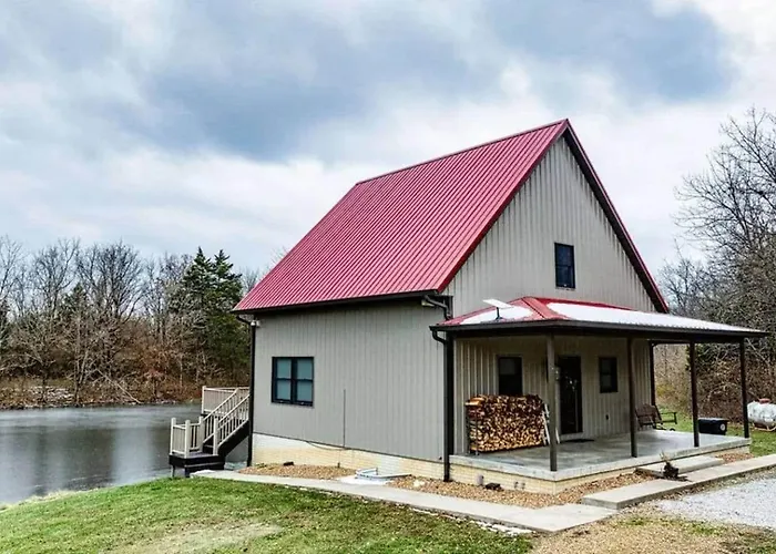 Casa rural Moose | Secluded W/ Private Pond