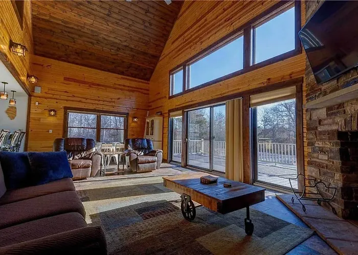 Moose | Secluded W/ Private Pond Sullivan