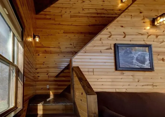 Casa rural Moose | Secluded W/ Private Pond *