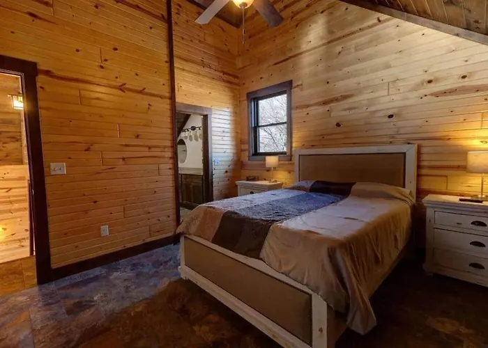Casa rural Moose | Secluded W/ Private Pond *