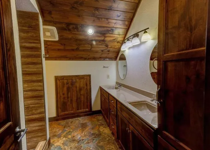 Moose | Secluded W/ Private Pond Casa rural Sullivan